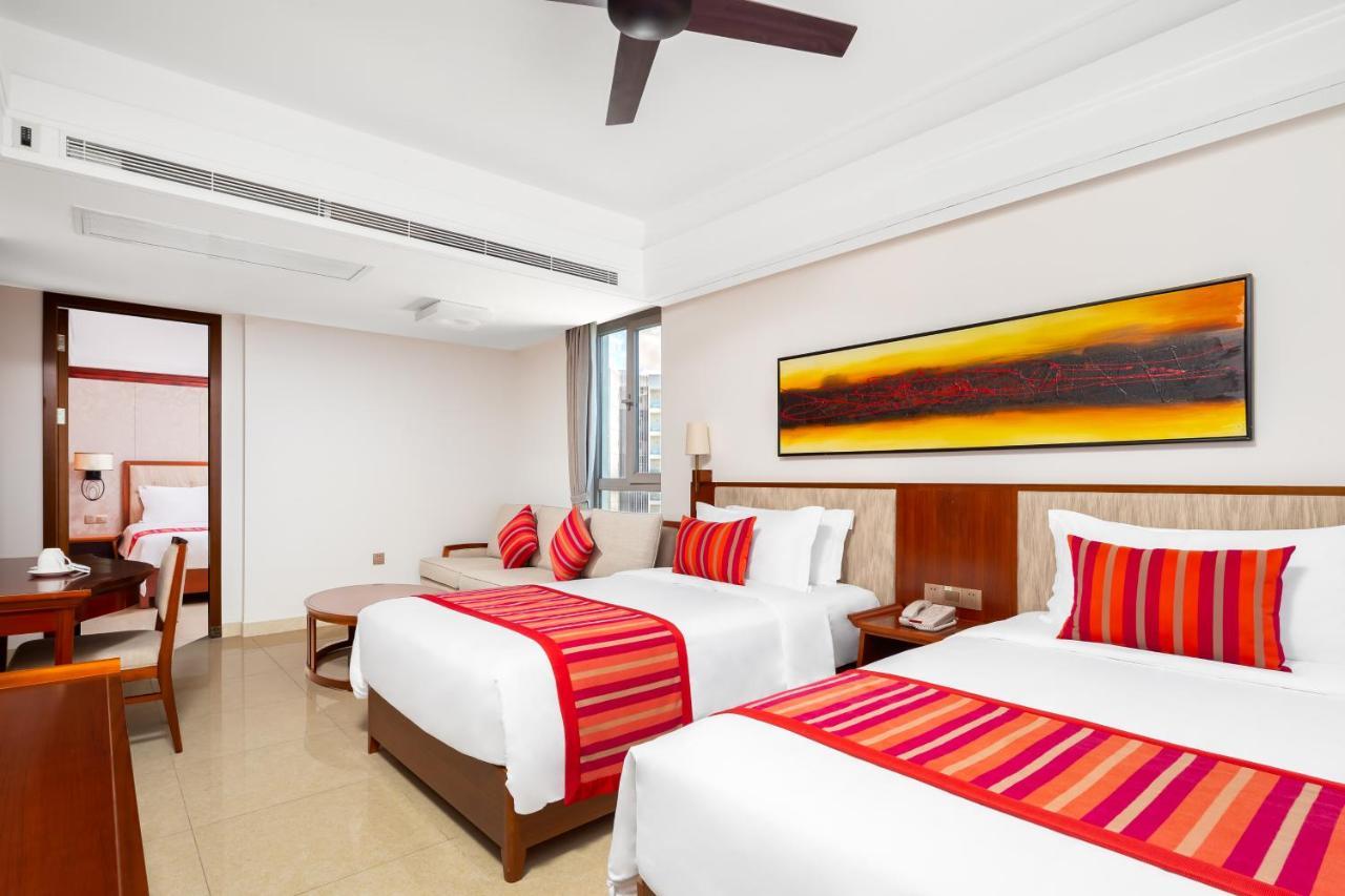 Sanya Seacube Holiday Hotel Buitenkant foto