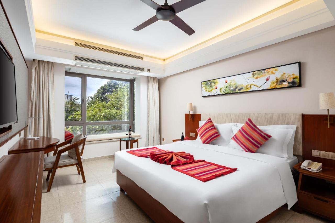 Sanya Seacube Holiday Hotel Buitenkant foto
