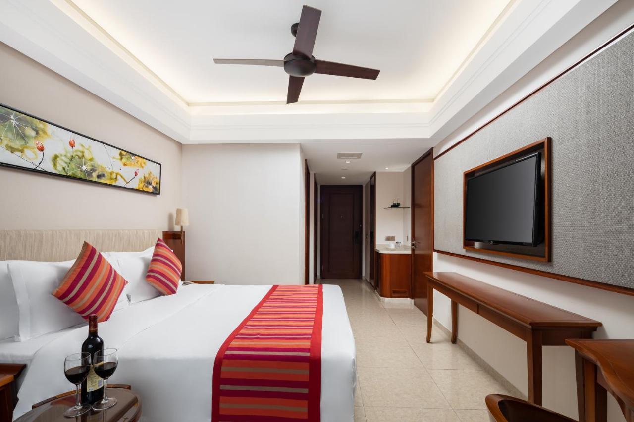 Sanya Seacube Holiday Hotel Buitenkant foto
