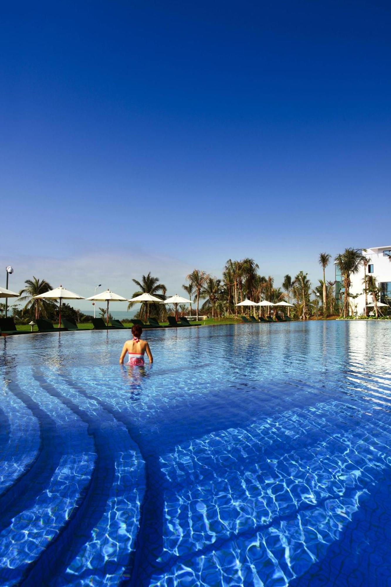 Sanya Seacube Holiday Hotel Buitenkant foto