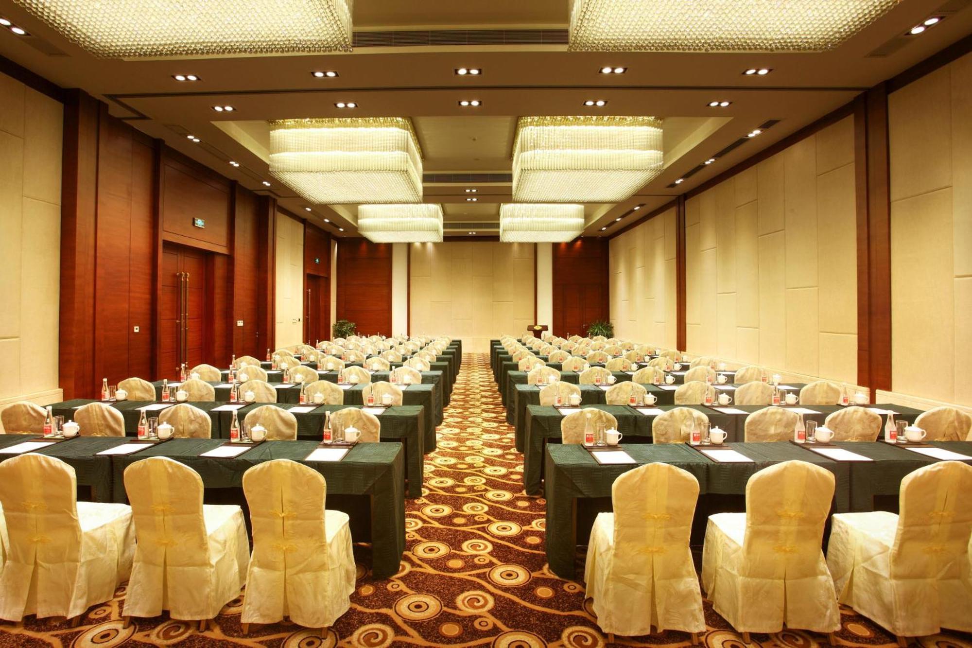 Sanya Seacube Holiday Hotel Buitenkant foto