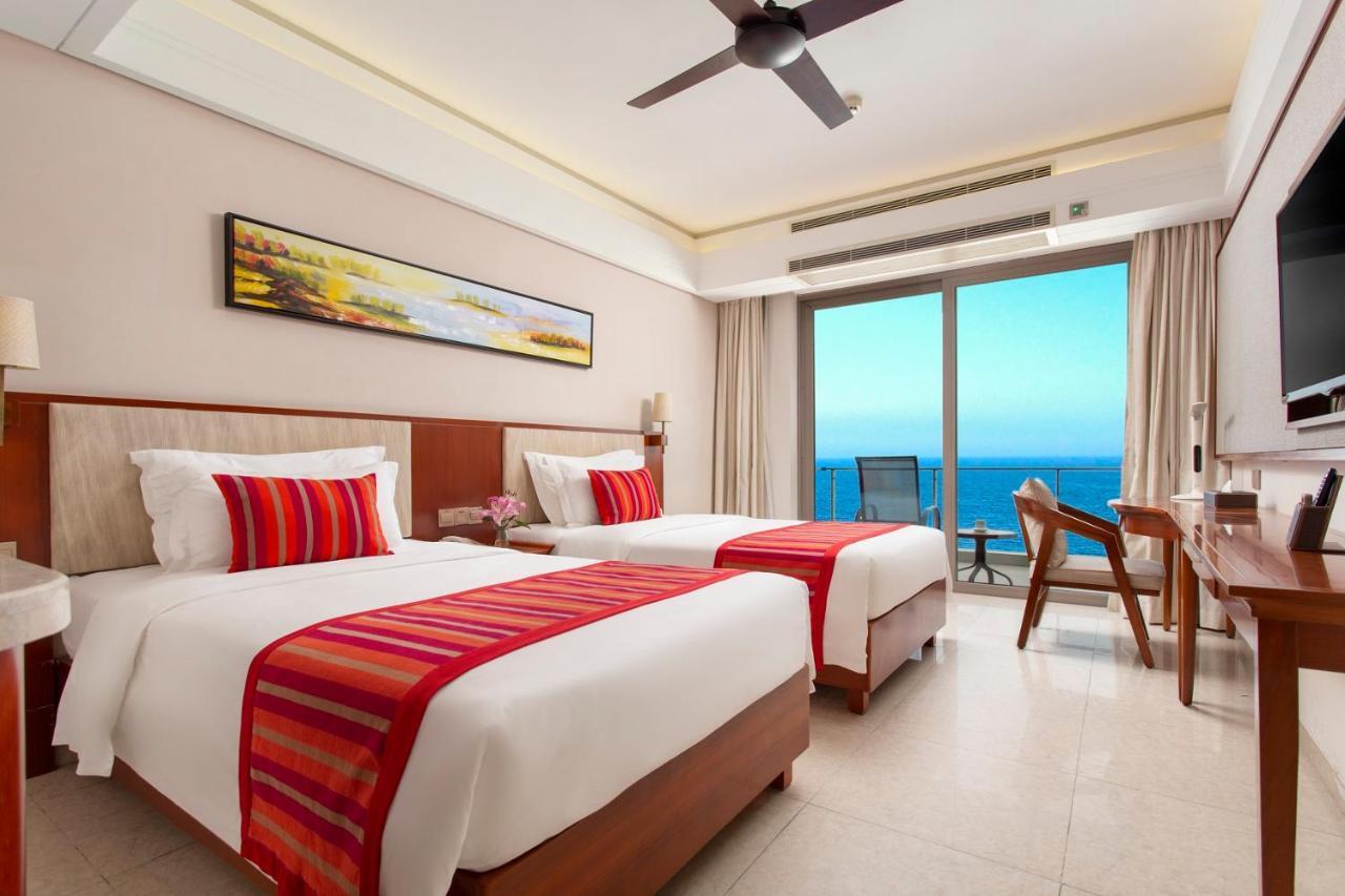 Sanya Seacube Holiday Hotel Buitenkant foto